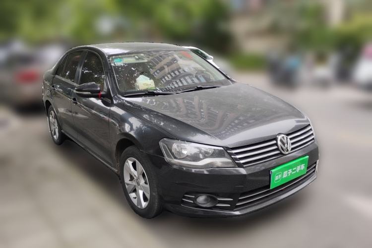 Used Volkswagen Bora 2014 1.6L Automatic Comfort Model Front Right 45 Deg