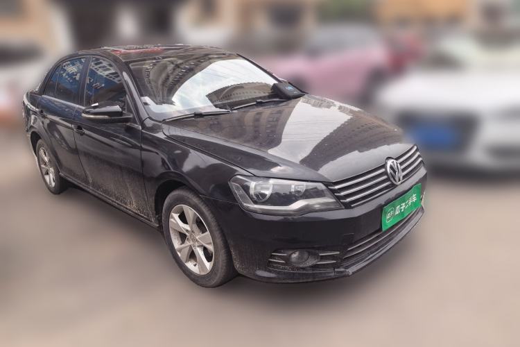 Used Volkswagen Bora 2014 1.6L Automatic Comfort Model Front Right 45 Deg