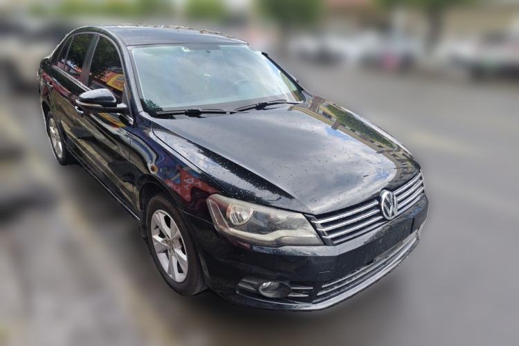 Used Volkswagen Bora 2014 1.6L Automatic Comfort Model Front Right 45 Deg