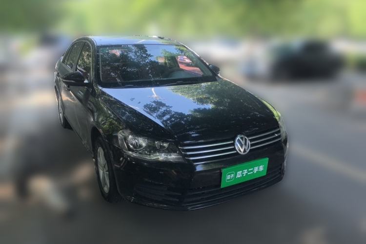 Used Volkswagen Bora 2014 1.6L Automatic Fashion Model Front Right 45 Deg
