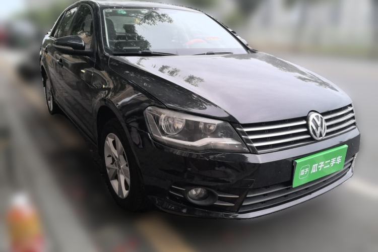 Used Volkswagen Bora 2014 1.6L Automatic Comfort Model Front Right 45 Deg