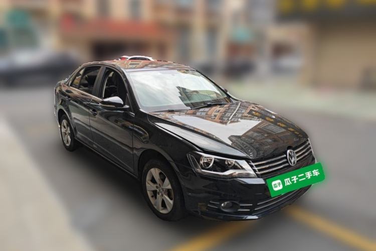 Used Volkswagen Bora 2014 1.6L Manual Comfort Model Front Right 45 Deg