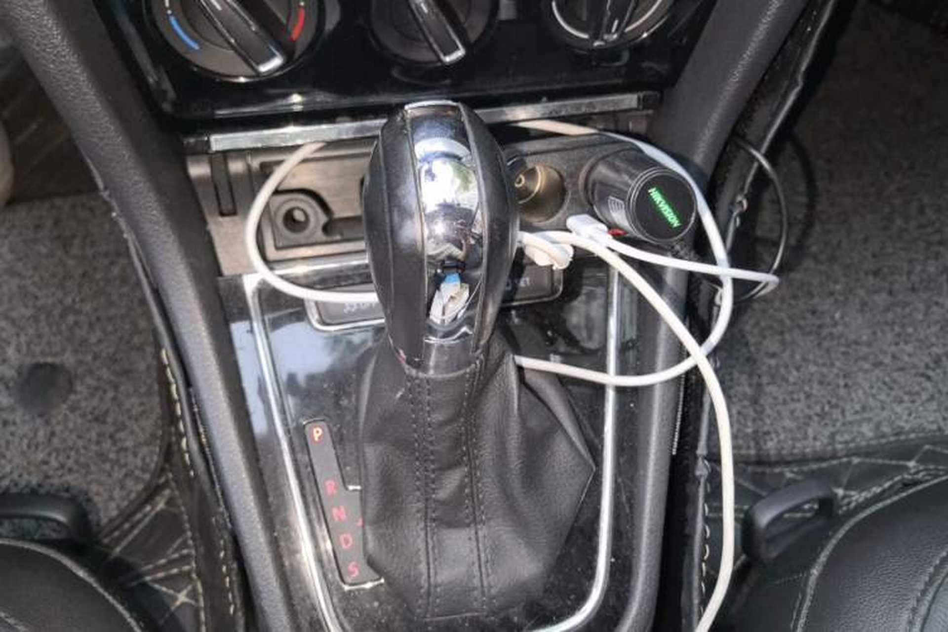 Used Volkswagen Bora 2014 1.6L Automatic Comfort Model Gear Lever