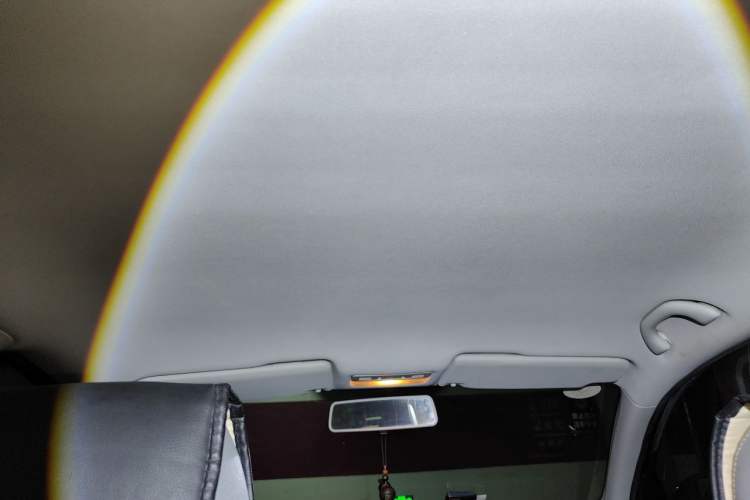 Used Volkswagen Bora 2014 1.6L Automatic Fashion Model Headliner
