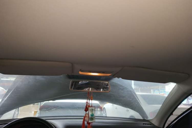 Used Volkswagen Bora 2014 1.6L Manual Fashion Edition Headliner