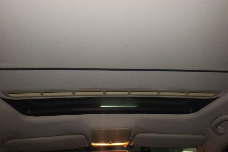 Used Volkswagen Bora 2014 1.6L Automatic Comfort Model Headliner