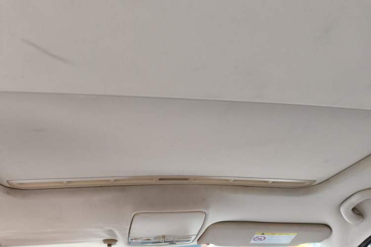 Used Volkswagen Bora 2014 1.6L Automatic Comfort Model Headliner