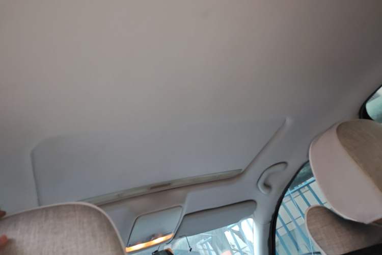 Used Volkswagen Bora 2014 1.6L Automatic Comfort Model Headliner
