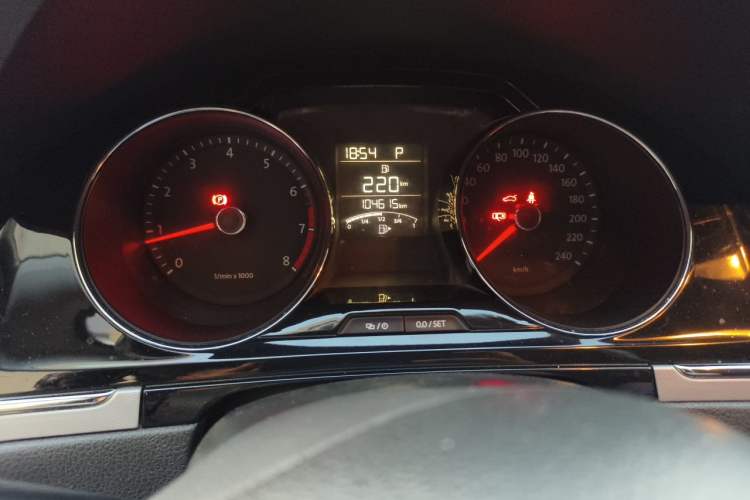 Used Volkswagen Bora 2014 1.6L Automatic Comfort Model Instrument Cluster