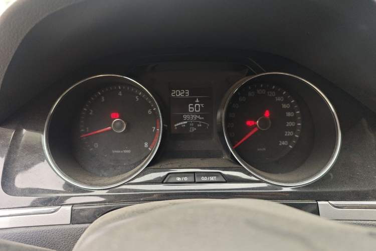 Used Volkswagen Bora 2014 1.4 TSI Manual Comfort Model Instrument Cluster