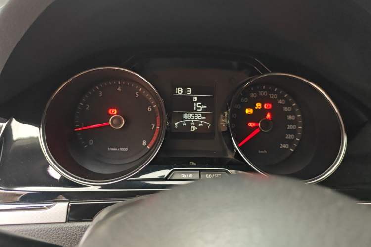 Used Volkswagen Bora 2014 1.6L Manual Comfort Model Instrument Cluster