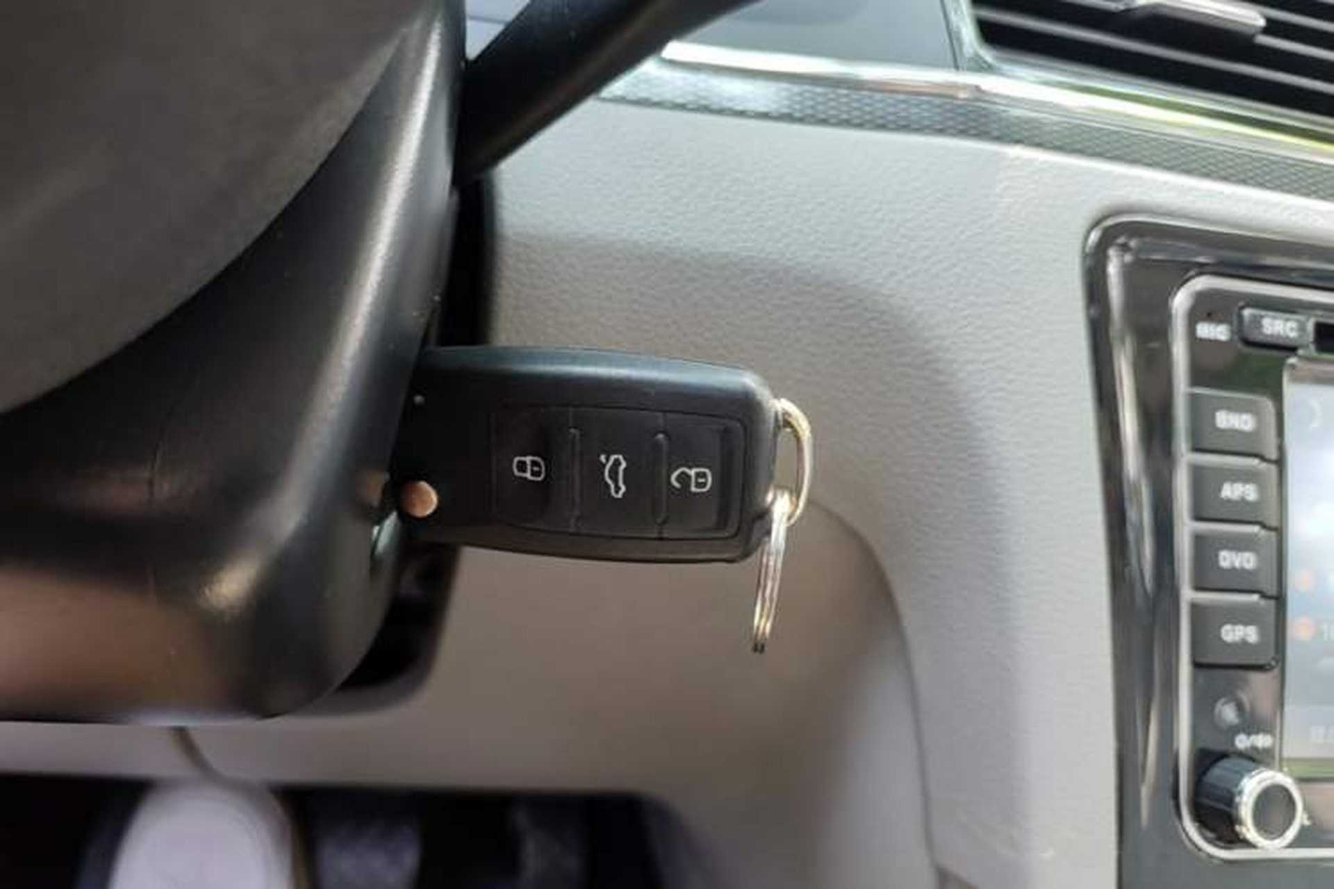Used Volkswagen Bora 2014 1.6L Automatic Fashion Model Interior 1