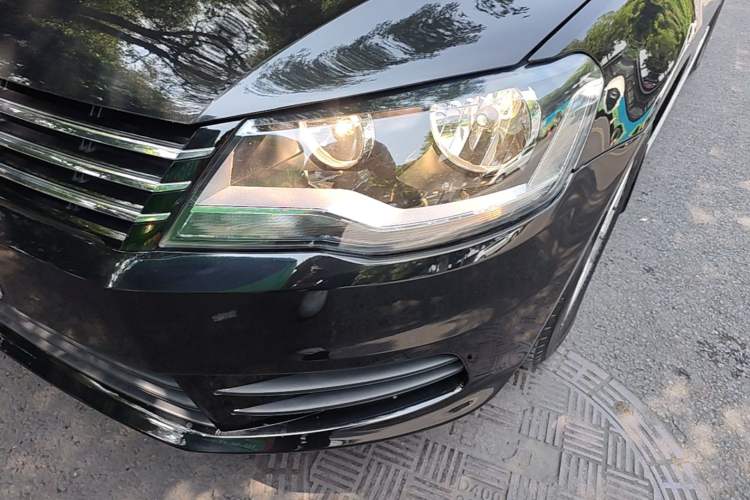 Used Volkswagen Bora 2014 1.6L Automatic Fashion Model Left Front Headlight