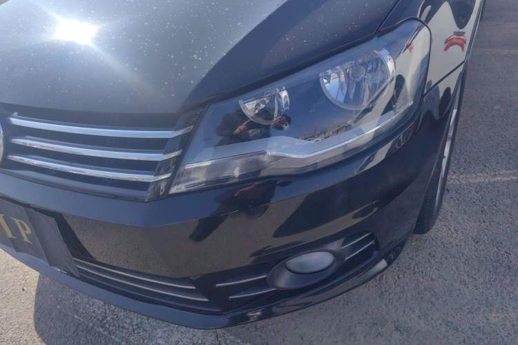 Used Volkswagen Bora 2014 1.6L Automatic Comfort Model Left Front Headlight