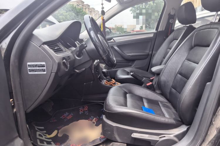 Used Volkswagen Bora 2014 1.6L Automatic Comfort Model Left Front Seat