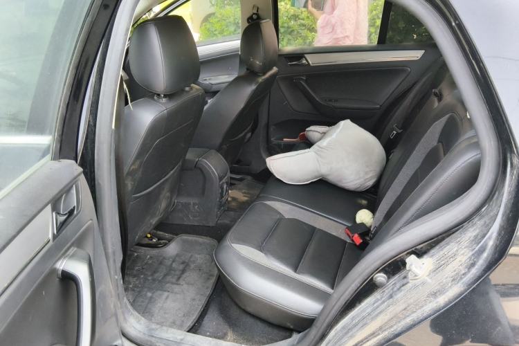 Used Volkswagen Bora 2014 1.6L Automatic Comfort Model Left Rear Seat