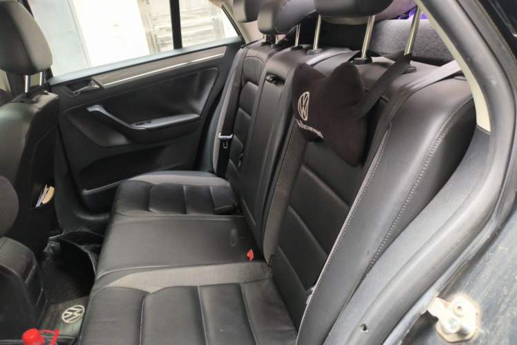 Used Volkswagen Bora 2014 1.6L Automatic Comfort Model Left Rear Seat