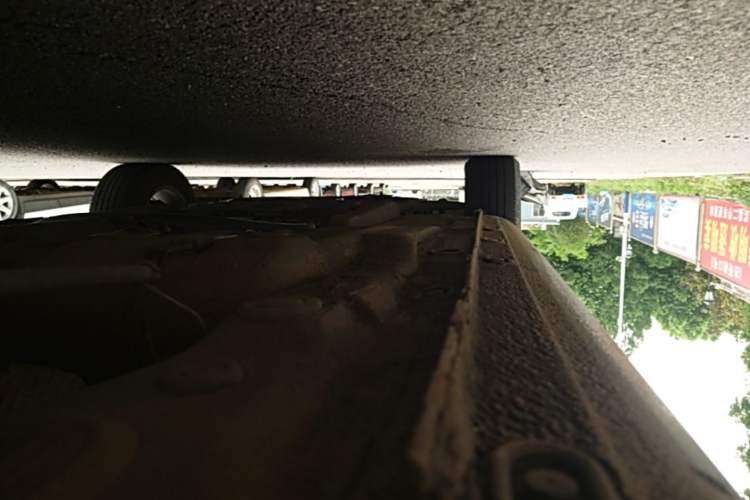 Used Volkswagen Bora 2014 1.6L Automatic Fashion Model Left Side Sill