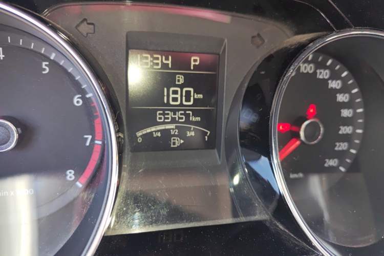 Used Volkswagen Bora 2014 1.6L Automatic Comfort Model Odometer Close Up