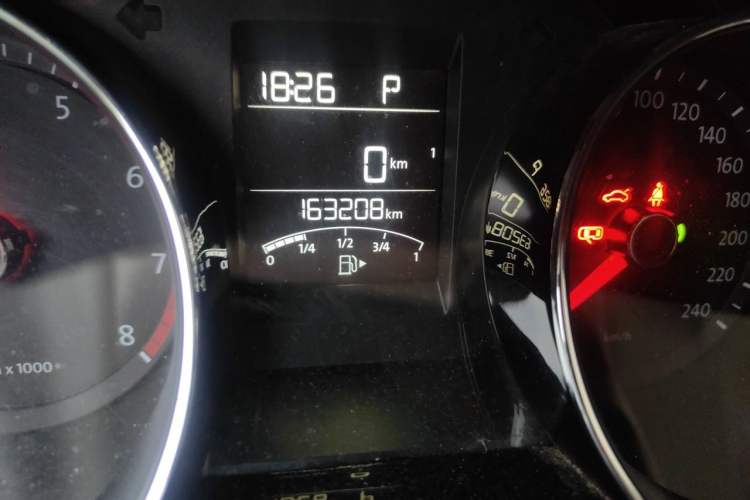 Used Volkswagen Bora 2014 1.6L Automatic Comfort Model Odometer Close Up