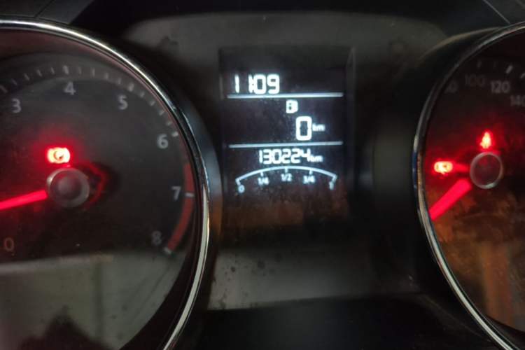 Used Volkswagen Bora 2014 1.6L Manual Fashion Edition Odometer Close Up