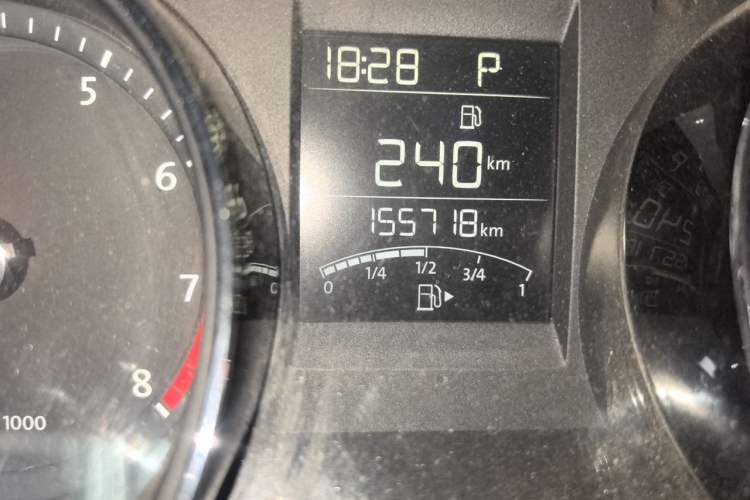Used Volkswagen Bora 2014 1.4TSI Automatic Sportline Odometer Close Up