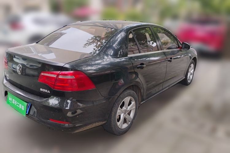 Used Volkswagen Bora 2014 1.6L Automatic Comfort Model Rear Right 45 Deg