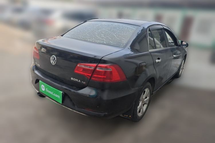 Used Volkswagen Bora 2014 1.4 TSI Manual Comfort Model Rear Right 45 Deg