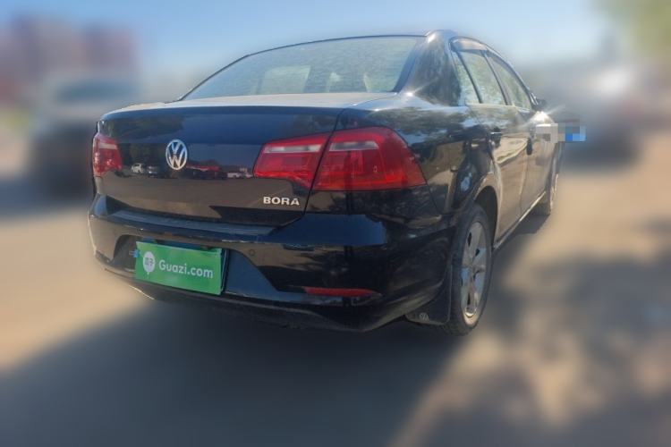 Used Volkswagen Bora 2014 1.6L Manual Comfort Model Rear Right 45 Deg