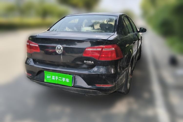 Used Volkswagen Bora 2014 1.6L Automatic Comfort Model Rear Right 45 Deg