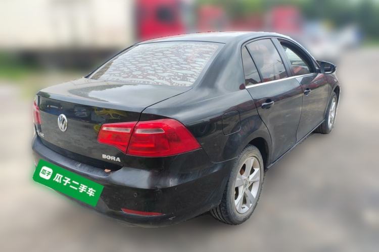 Used Volkswagen Bora 2014 1.6L Manual Comfort Model Rear Right 45 Deg