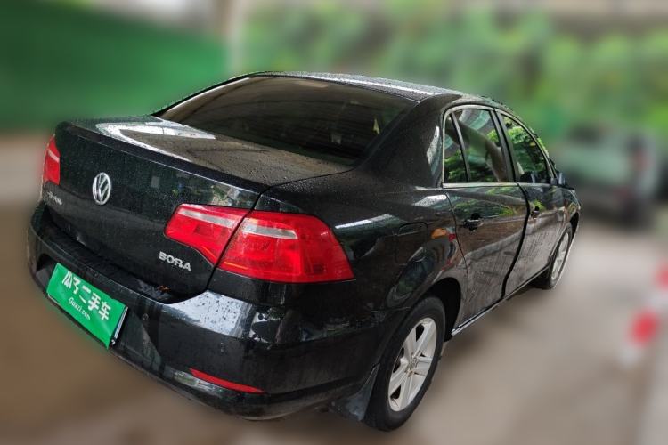 Used Volkswagen Bora 2014 1.6L Manual Fashion Edition Rear Right 45 Deg