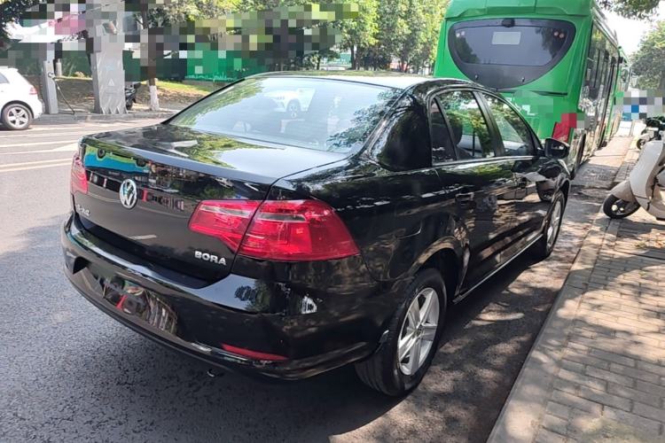 Used Volkswagen Bora 2014 1.6L Automatic Fashion Model Rear Right 45 Deg