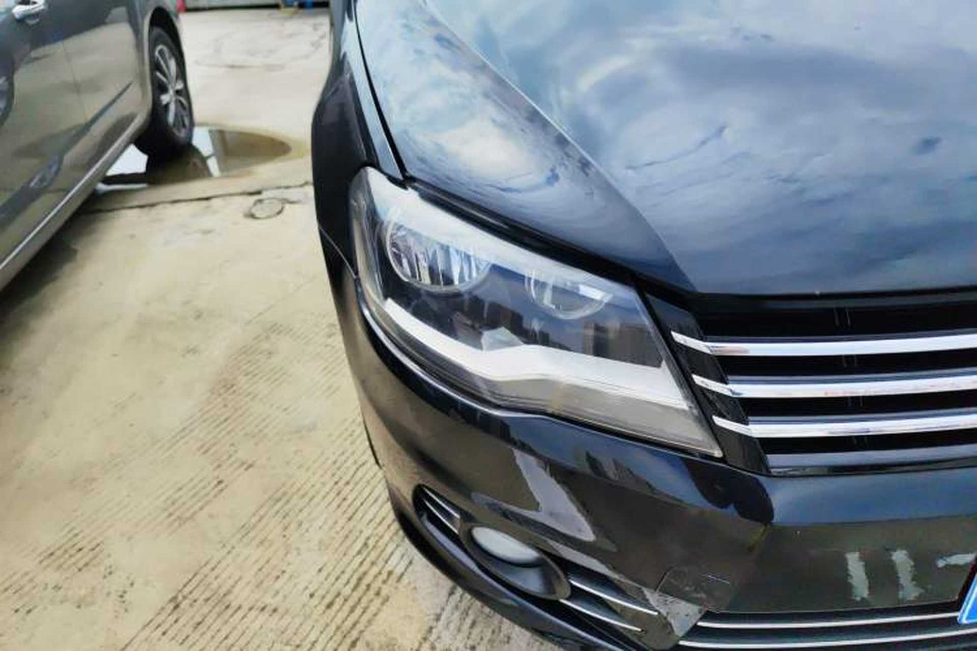 Used Volkswagen Bora 2014 1.6L Automatic Comfort Model Right Front Headlight