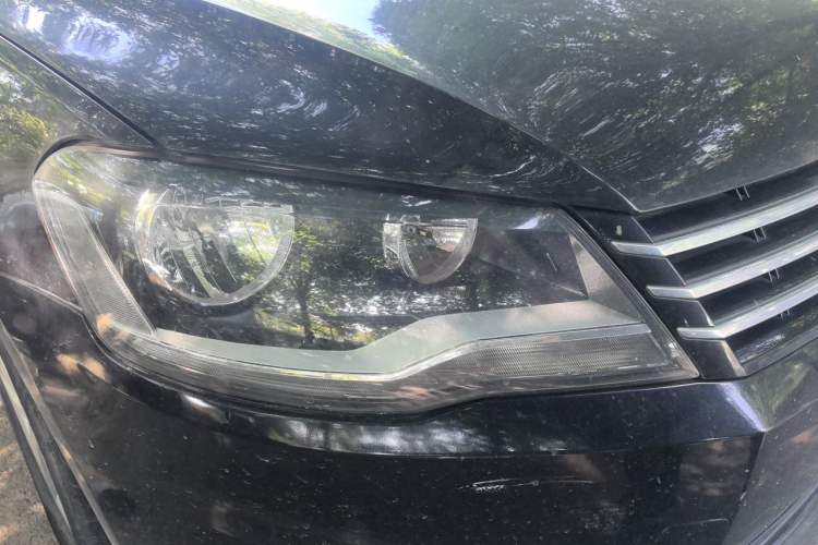 Used Volkswagen Bora 2014 1.6L Automatic Fashion Model Right Front Headlight