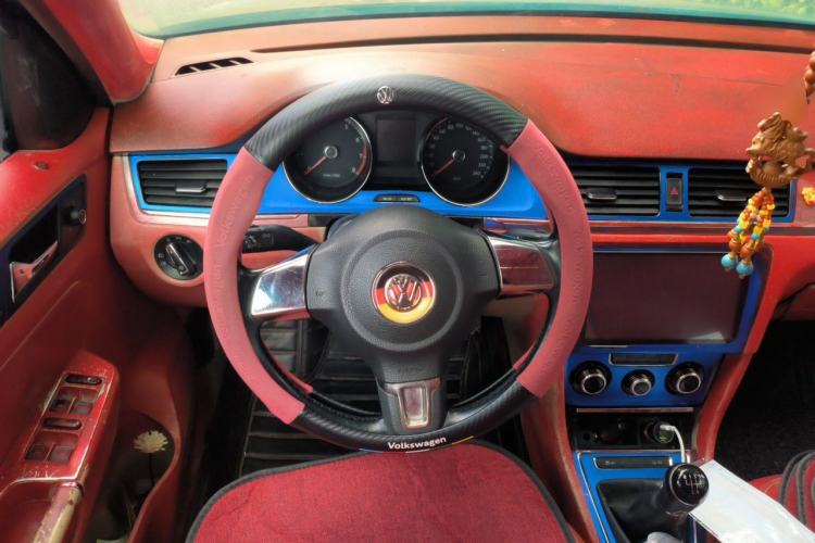Used Volkswagen Bora 2014 1.6L Manual Comfort Model Steering Wheel