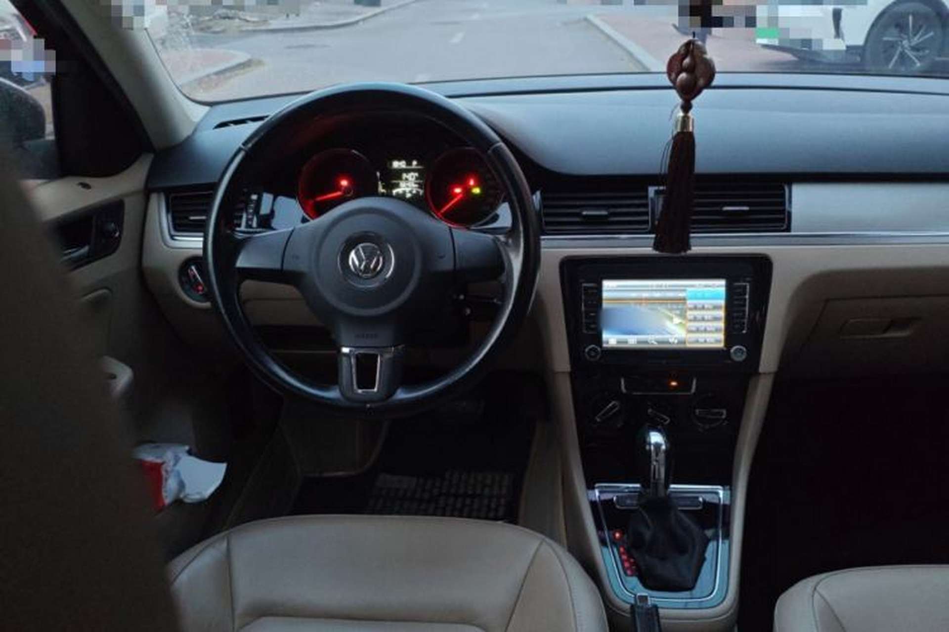 Used Volkswagen Bora 2014 1.6L Automatic Comfort Model Steering Wheel