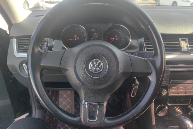 Used Volkswagen Bora 2014 1.6L Automatic Comfort Model Steering Wheel