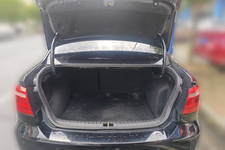 Used Volkswagen Bora 2014 1.6L Automatic Comfort Model Trunk