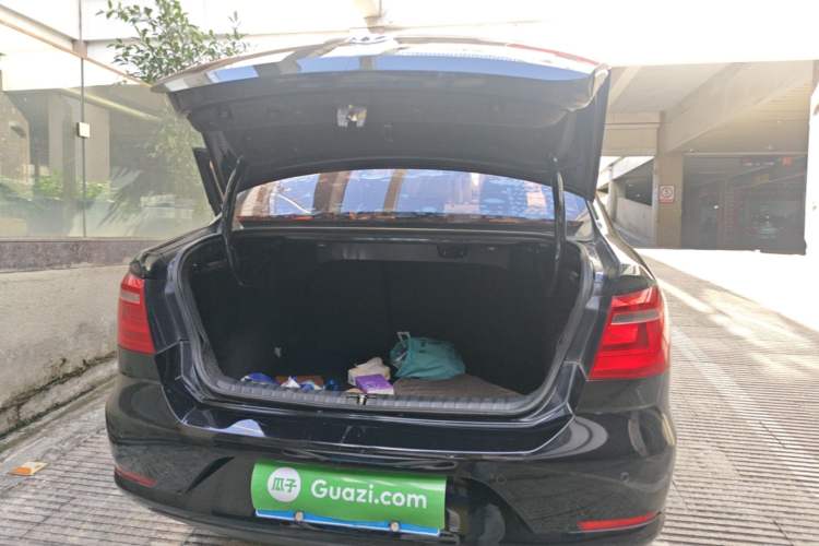 Used Volkswagen Bora 2014 1.6L Manual Comfort Model Trunk