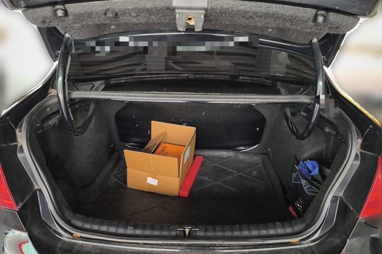 Used Volkswagen Bora 2014 1.6L Automatic Fashion Model Trunk