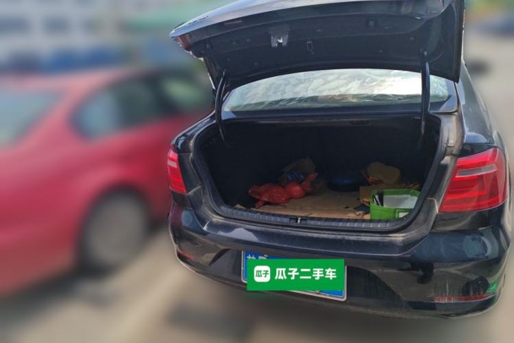 Used Volkswagen Bora 2014 1.6L Automatic Comfort Model Trunk