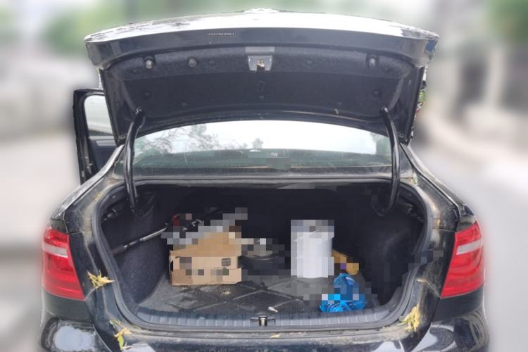 Used Volkswagen Bora 2014 1.6L Manual Fashion Edition Trunk