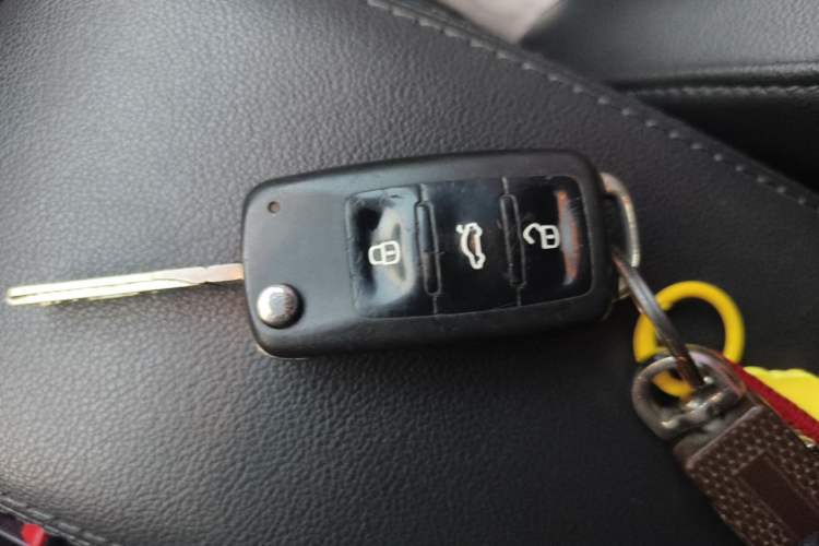 Used Volkswagen Bora 2014 1.6L Automatic Comfort Model Vehicle Key