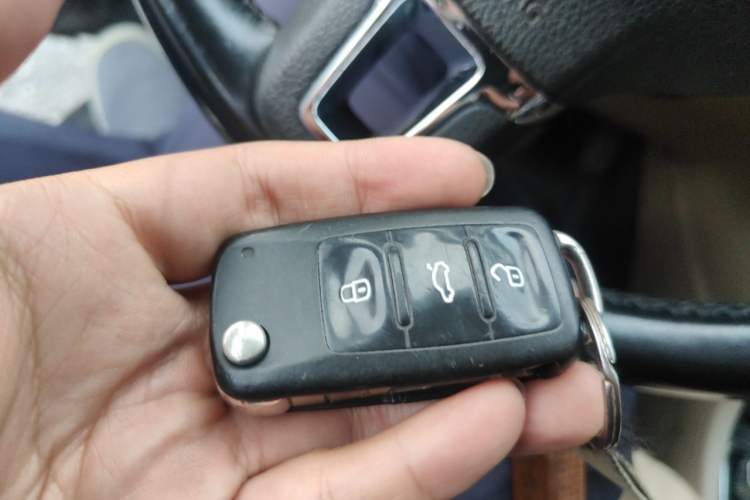 Used Volkswagen Bora 2014 1.6L Automatic Comfort Model Vehicle Key