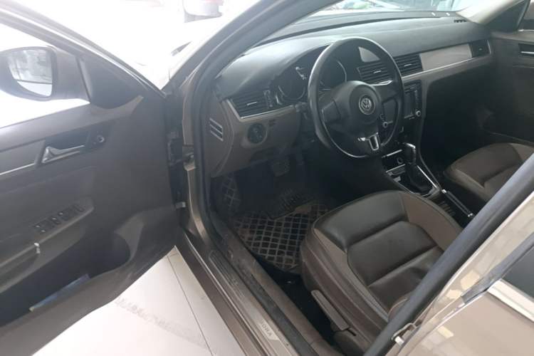 Used Volkswagen Bora 2014 1.6L Automatic Comfort Model Driver Seat