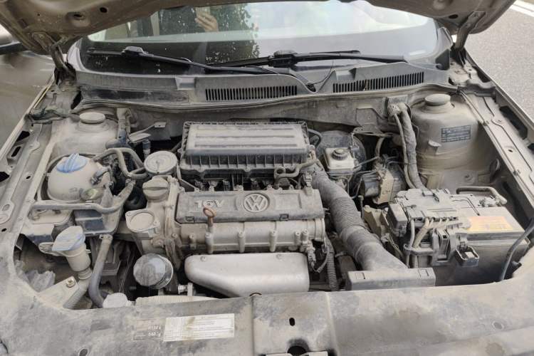 Used Volkswagen Bora 2014 1.6L Automatic Comfort Model Engine Bay