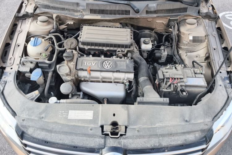 Used Volkswagen Bora 2014 1.6L Automatic Luxury Model Engine Bay