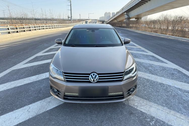 Used Volkswagen Bora 2014 1.6L Automatic Luxury Model Exterior 1