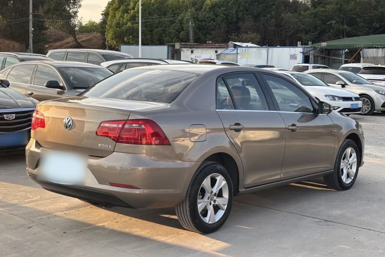 Used Volkswagen Bora 2014 1.6L Automatic Comfort Model Exterior 3